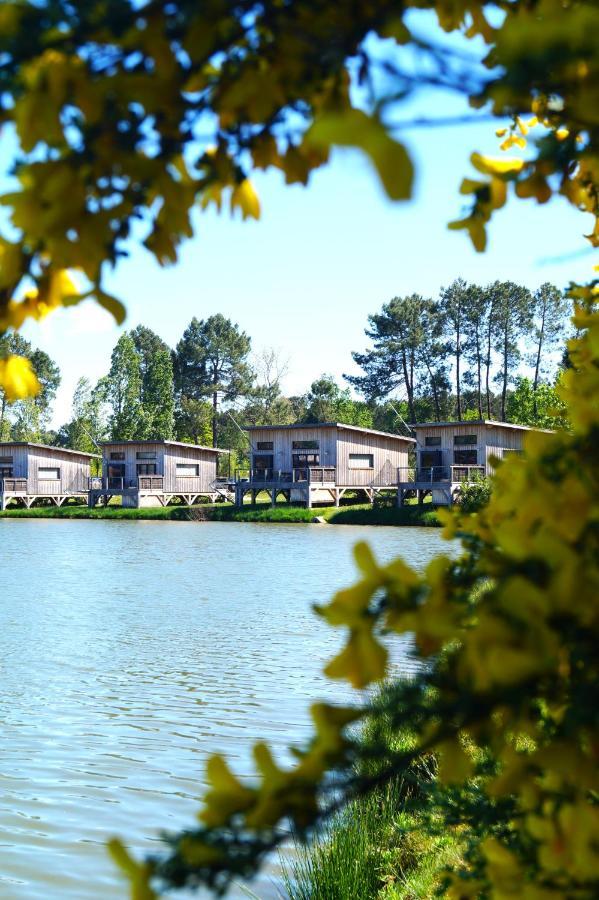 Ecolodges Du Golf Du Sauternais Saint-Loubert Exterior foto