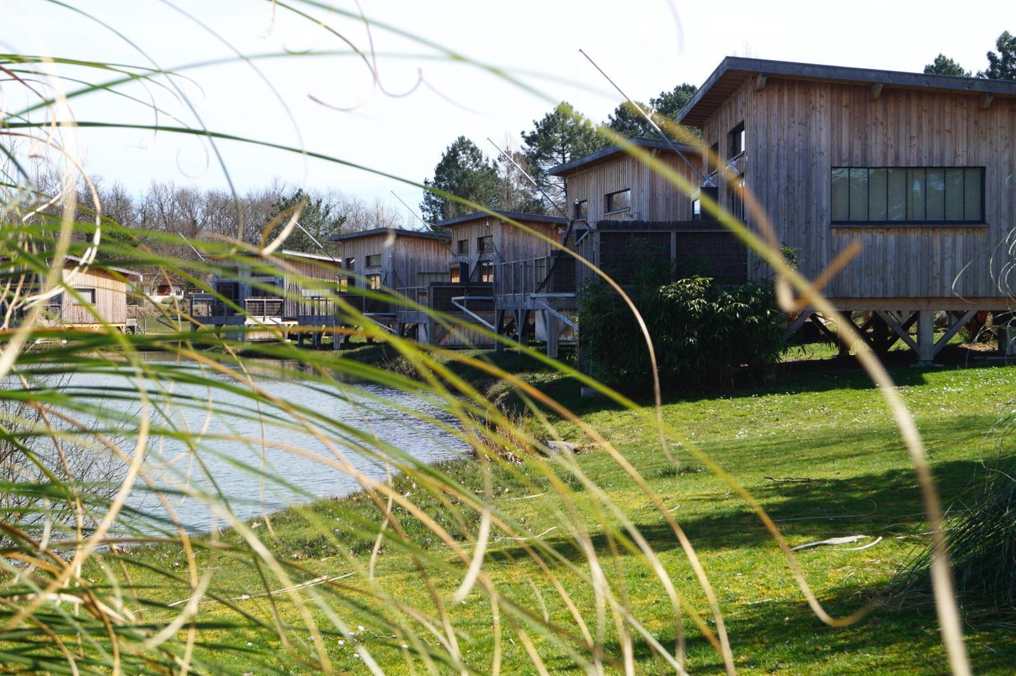 Ecolodges Du Golf Du Sauternais Saint-Loubert Exterior foto